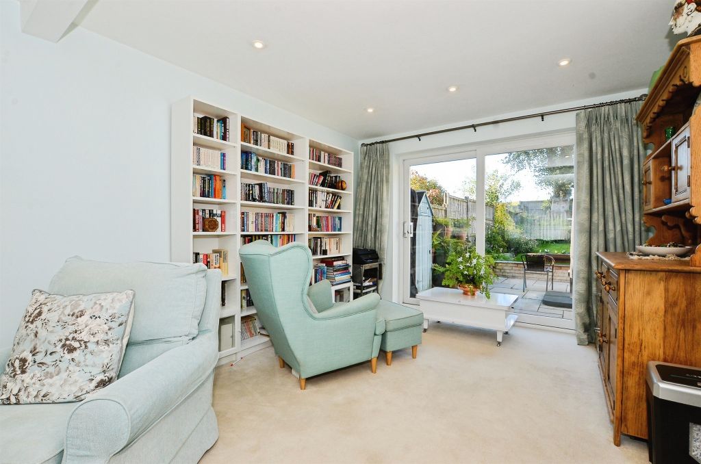 Property photo 3 of 17