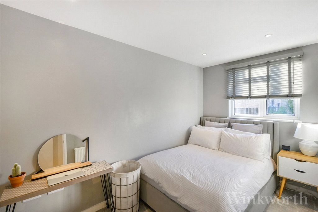 Property photo 3 of 10 Picture No. 13