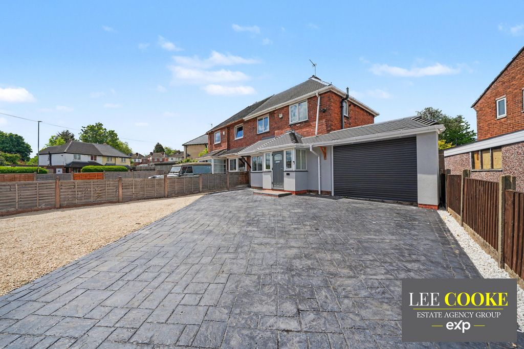 Property photo 1 of 34