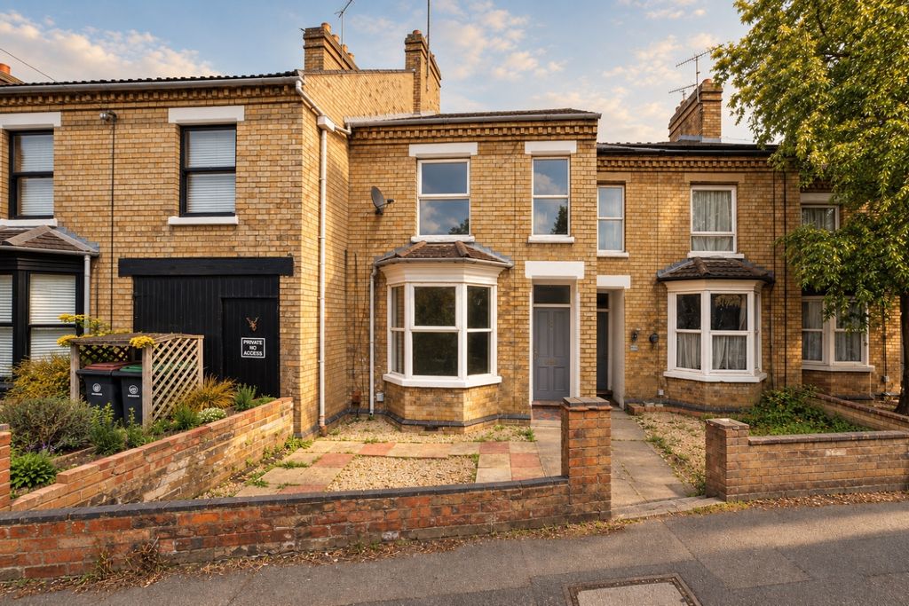 Property photo 1 of 21 Frontage