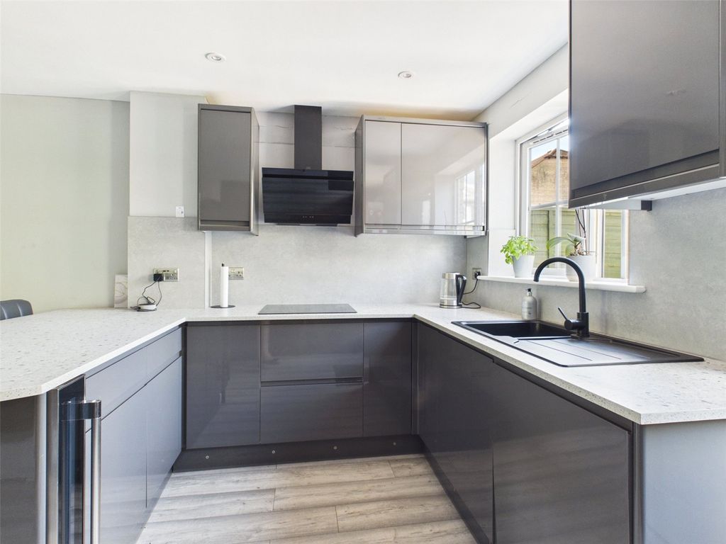 Property photo 3 of 18 Picture No. 05