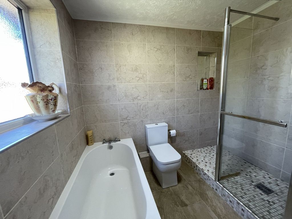 Additional image 17 of 4 bed semi-detached house for saleWarren Avenue, Knutsford WA16