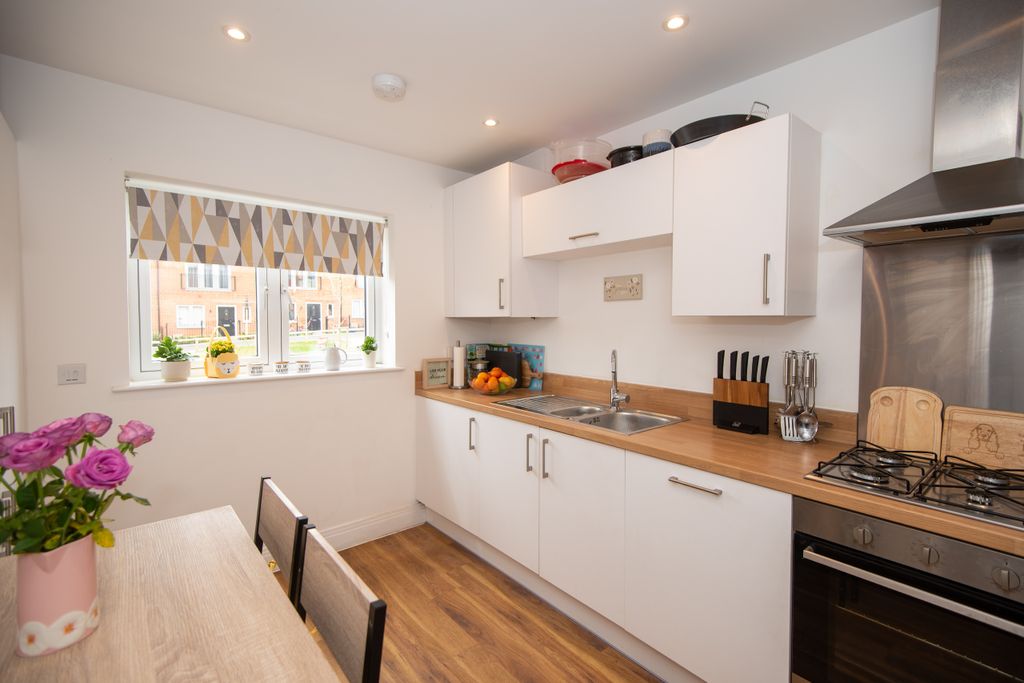 Property photo 2 of 21 Dsc_2176