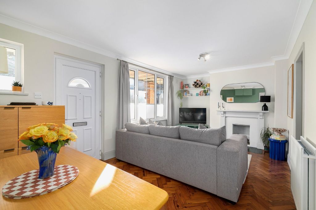 Property photo 3 of 15