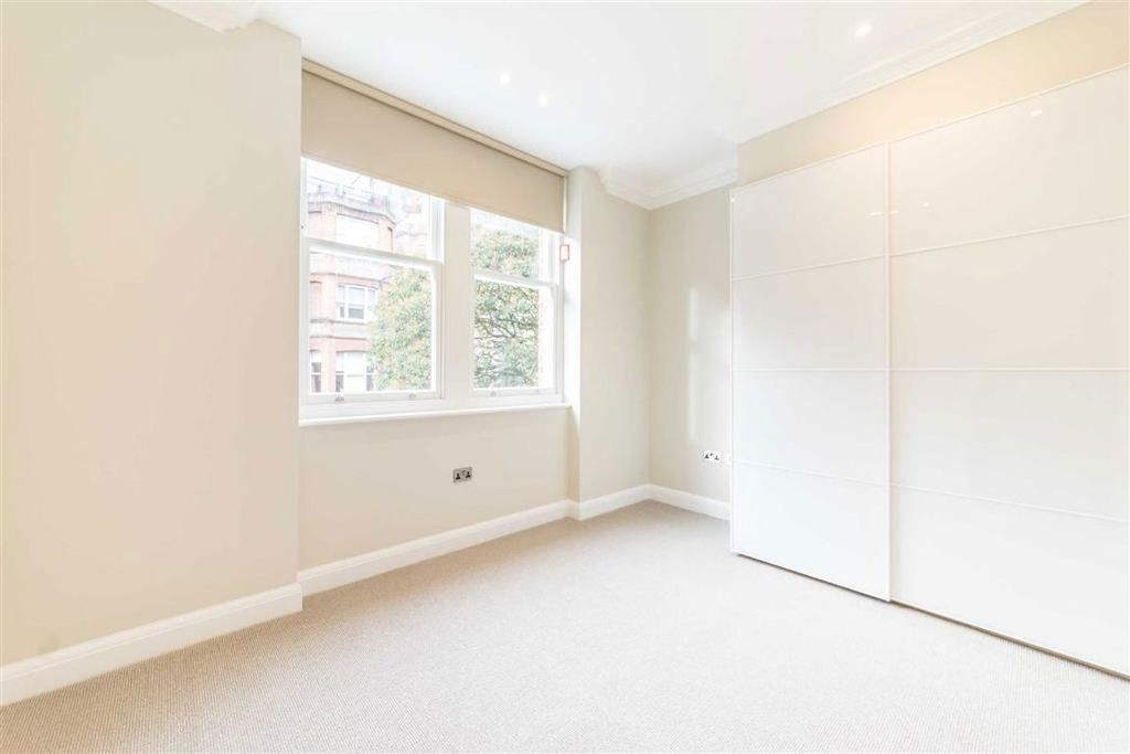 Property photo 3 of 4