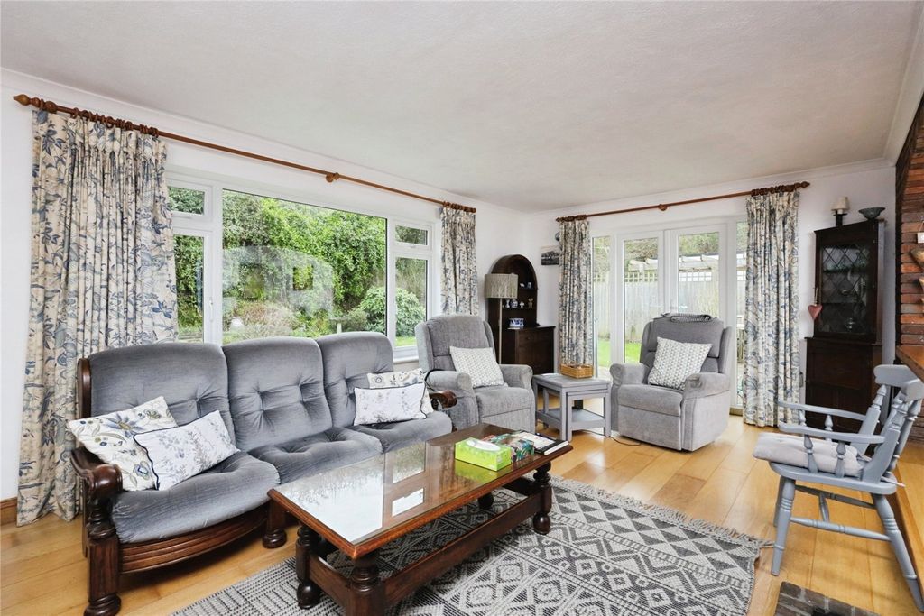 Property photo 3 of 15 Picture No. 36