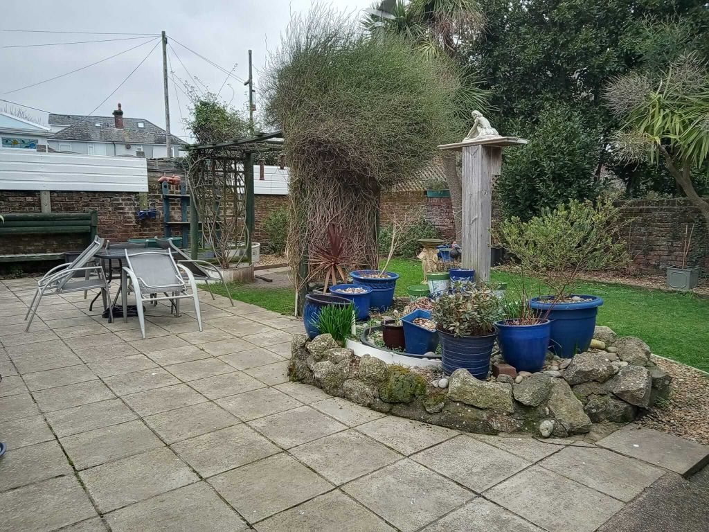 Property photo 2 of 4