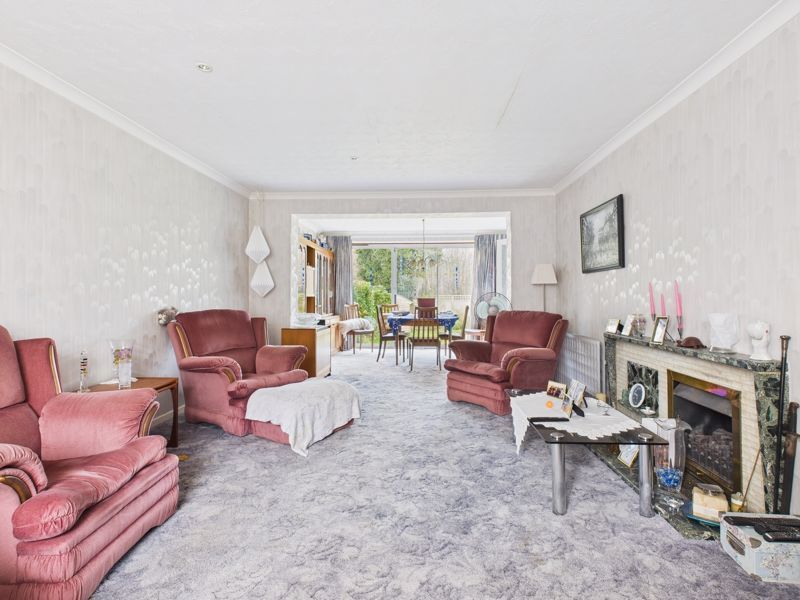 Property photo 3 of 21 Sitting Room
