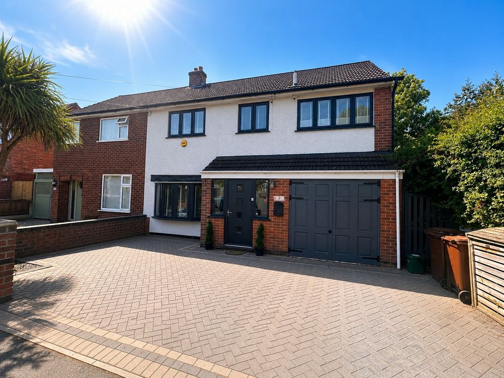 Property photo 1 of 1