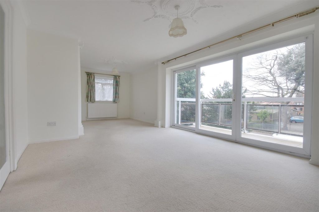 Property photo 2 of 10 Living Room.Jpg