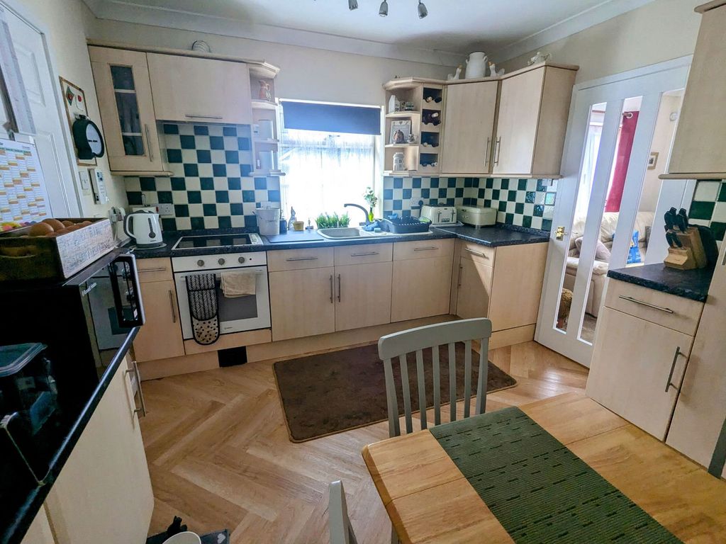 Property photo 3 of 30