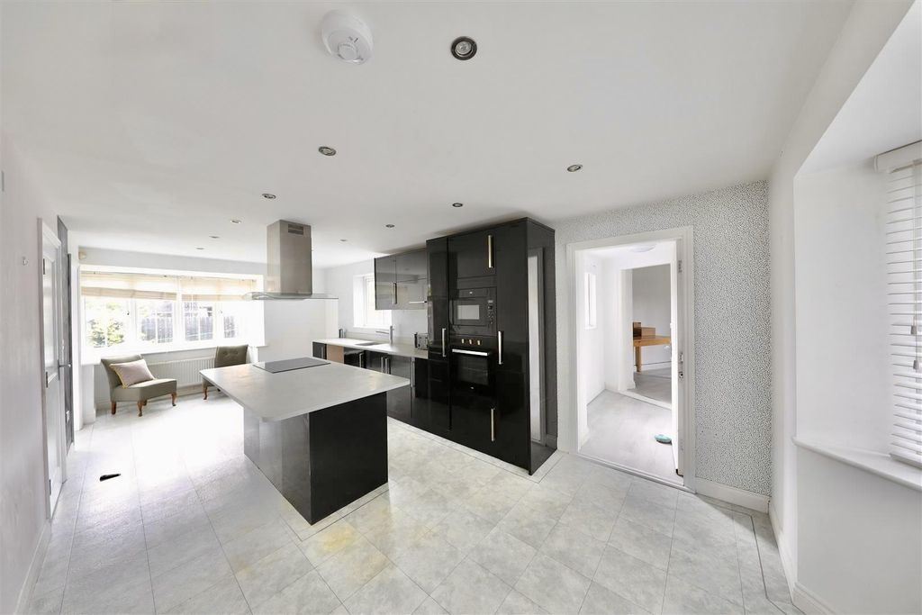 Property photo 2 of 29 Wcck6Wdmakksnystki7G1W 2.Jpg
