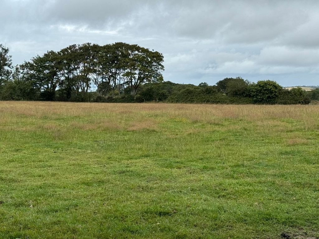 Property photo 1 of 3