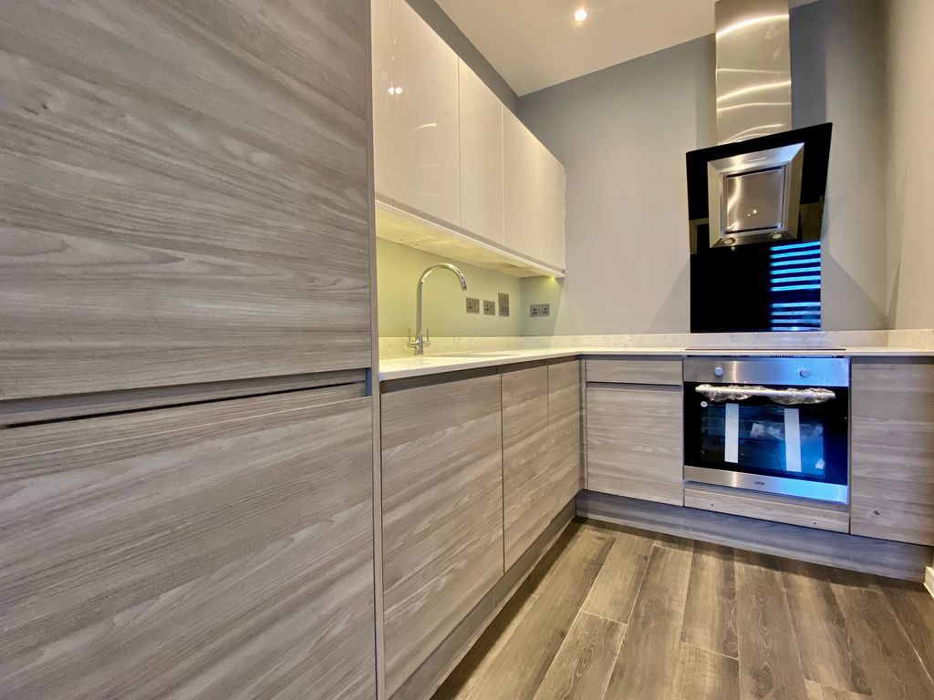 Property photo 2 of 5 Kitchen