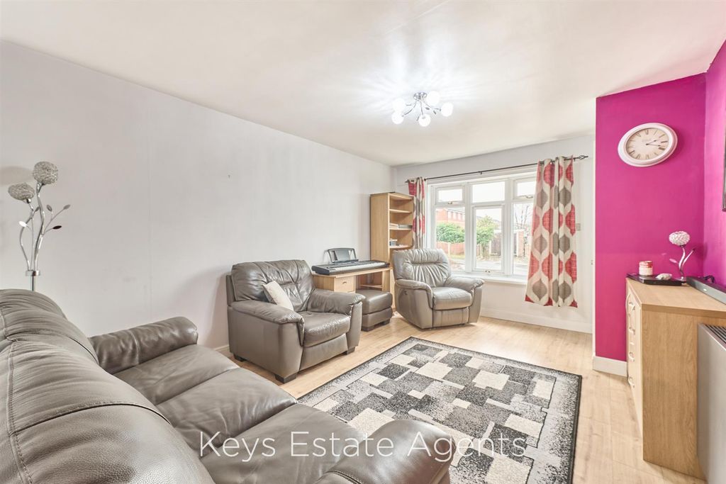 Property photo 2 of 28 P1633050_Hdr.Jpg