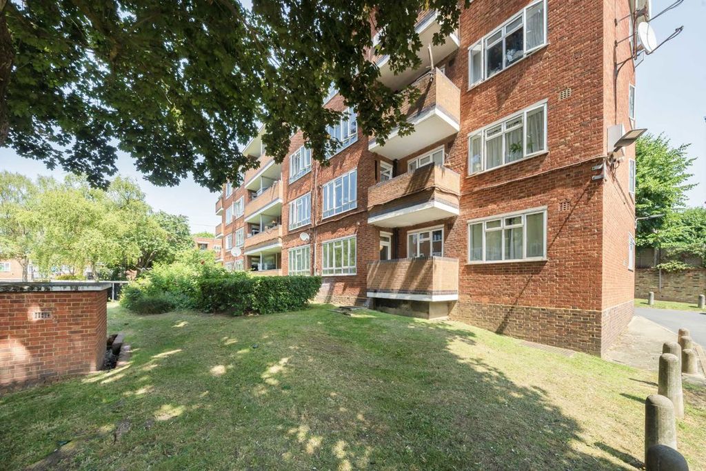 Property photo 1 of 6