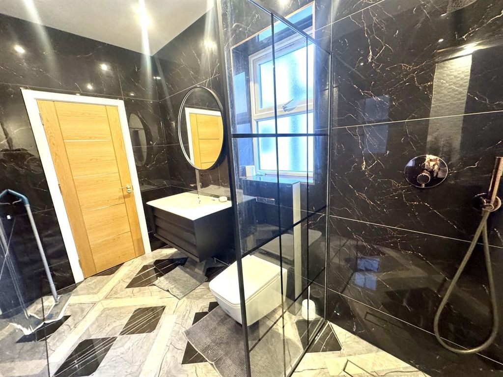 Additional image 20 of 5 bed semi-detached house for saleCheyne Walk, Croydon CR0