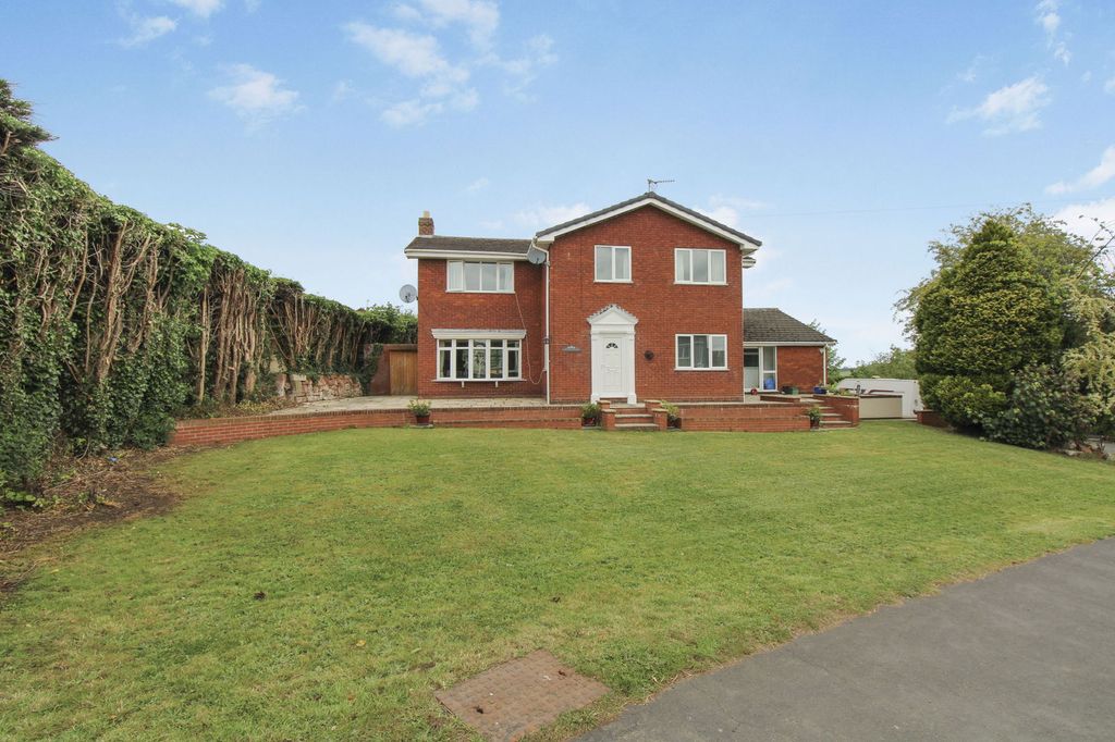 Property photo 1 of 48