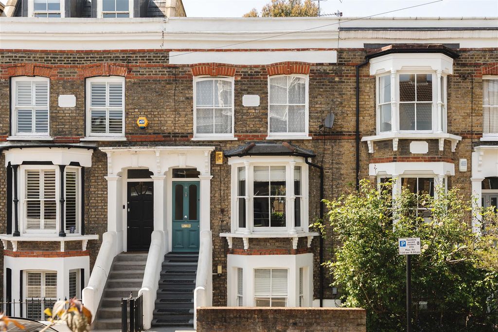 Property photo 1 of 33 Sewdley Street-1.Jpg