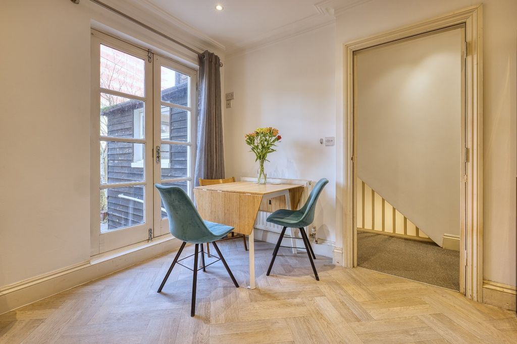 Property photo 3 of 13 Picture 3