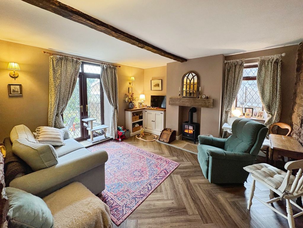 Property photo 3 of 22 Living Room