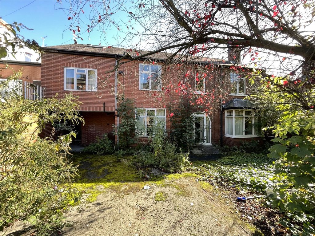 Property photo 3 of 17 Picture No. 02