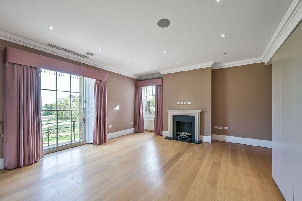 Additional image 18 of 9 bed detached house to rentHadley Green Road, Hadley Wood, Barnet EN5