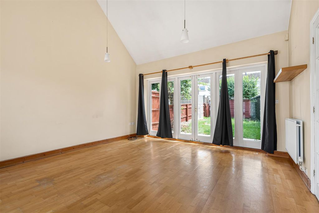 Property photo 3 of 14 3.Jpg