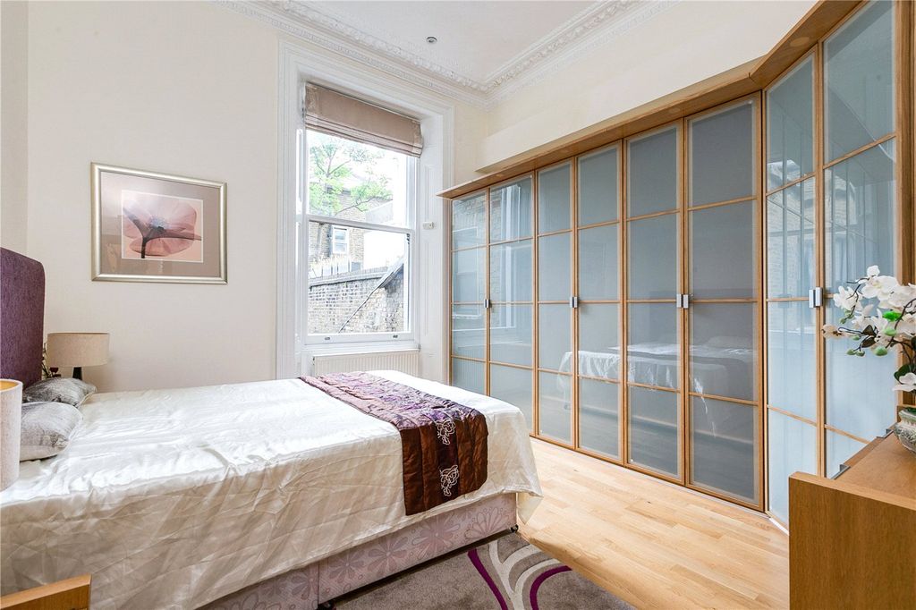 Property photo 2 of 6