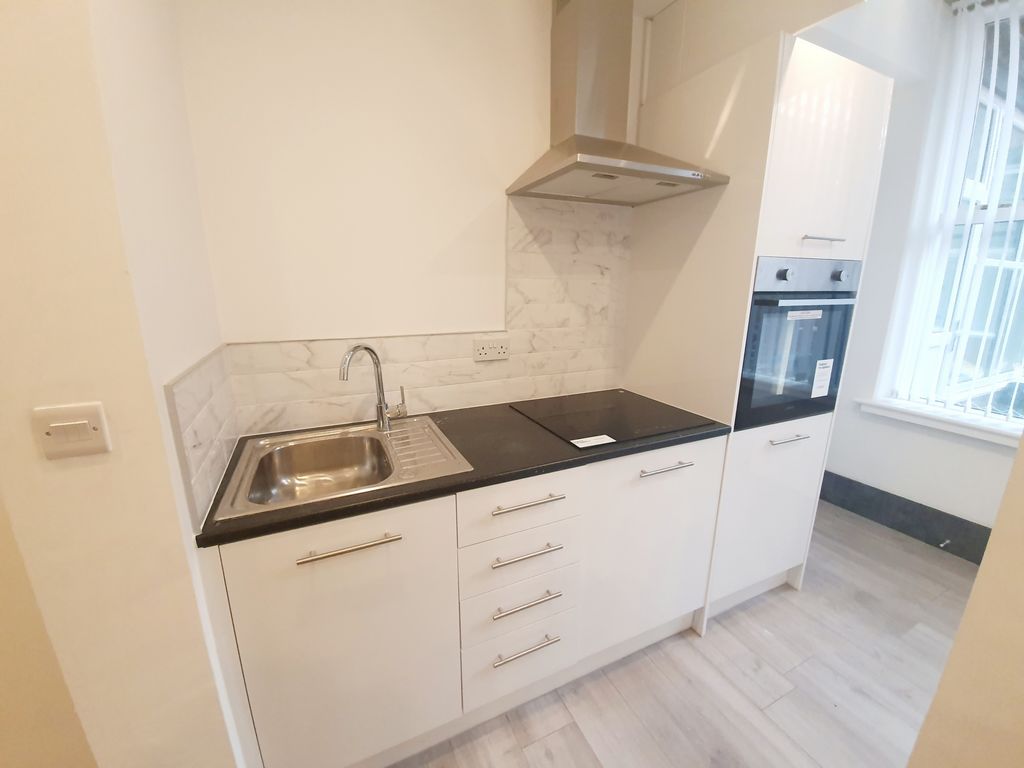 Property photo 2 of 7 Photo 2