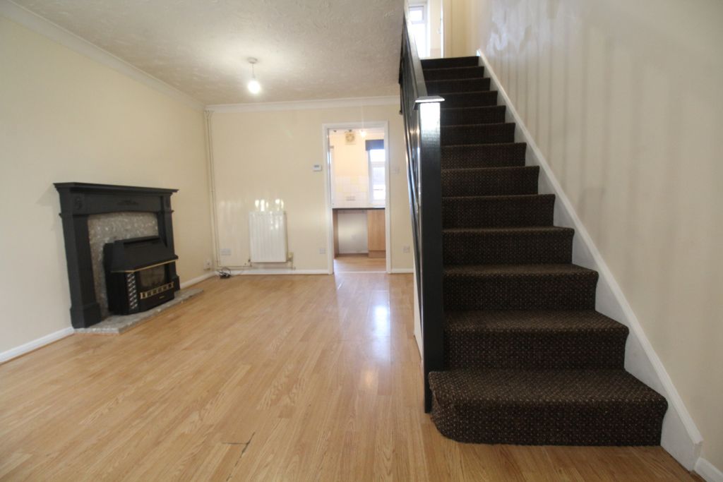 Property photo 2 of 8 Img_0185.Jpg