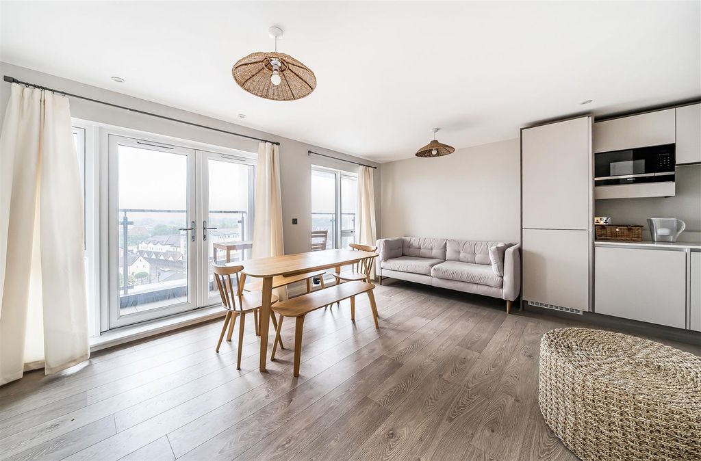 Property photo 3 of 9 Living Room