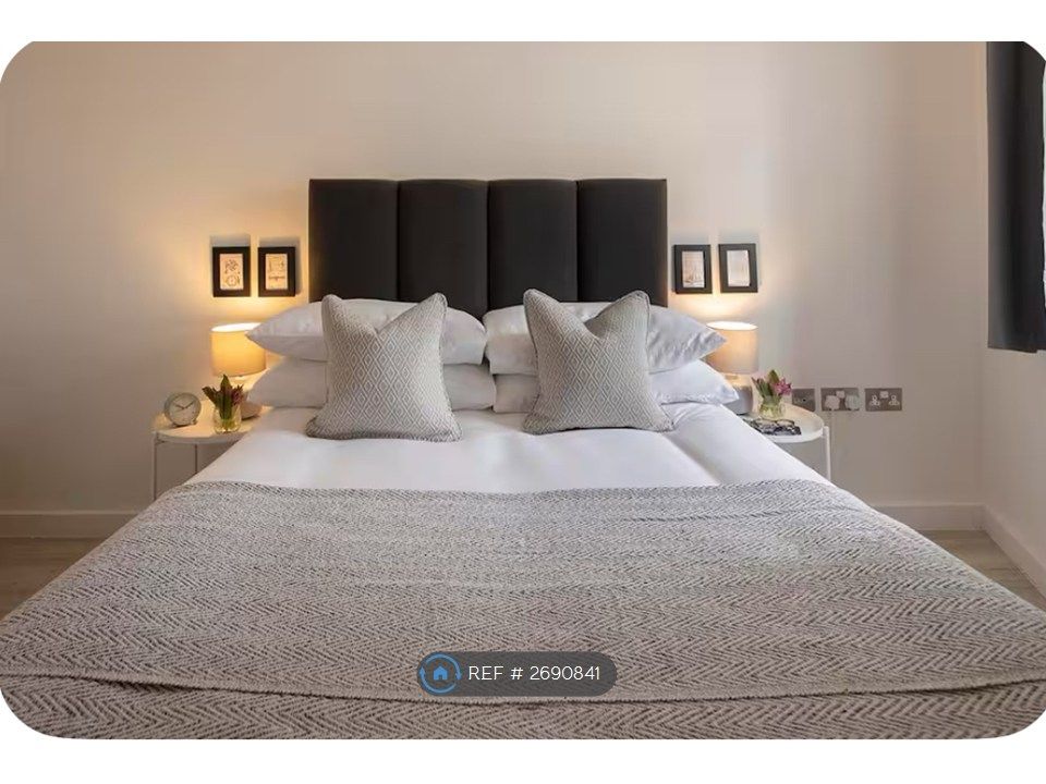 Property photo 3 of 4 Bedroom