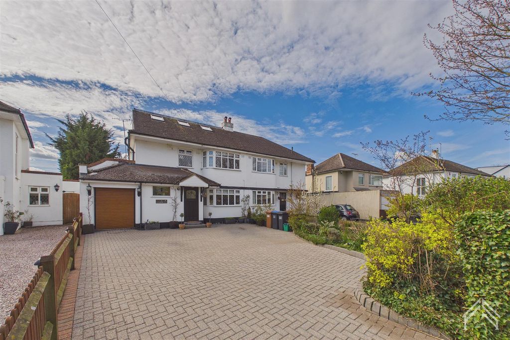 Property photo 1 of 20 Cam02700G0-Pr0467-Still030.Jpg