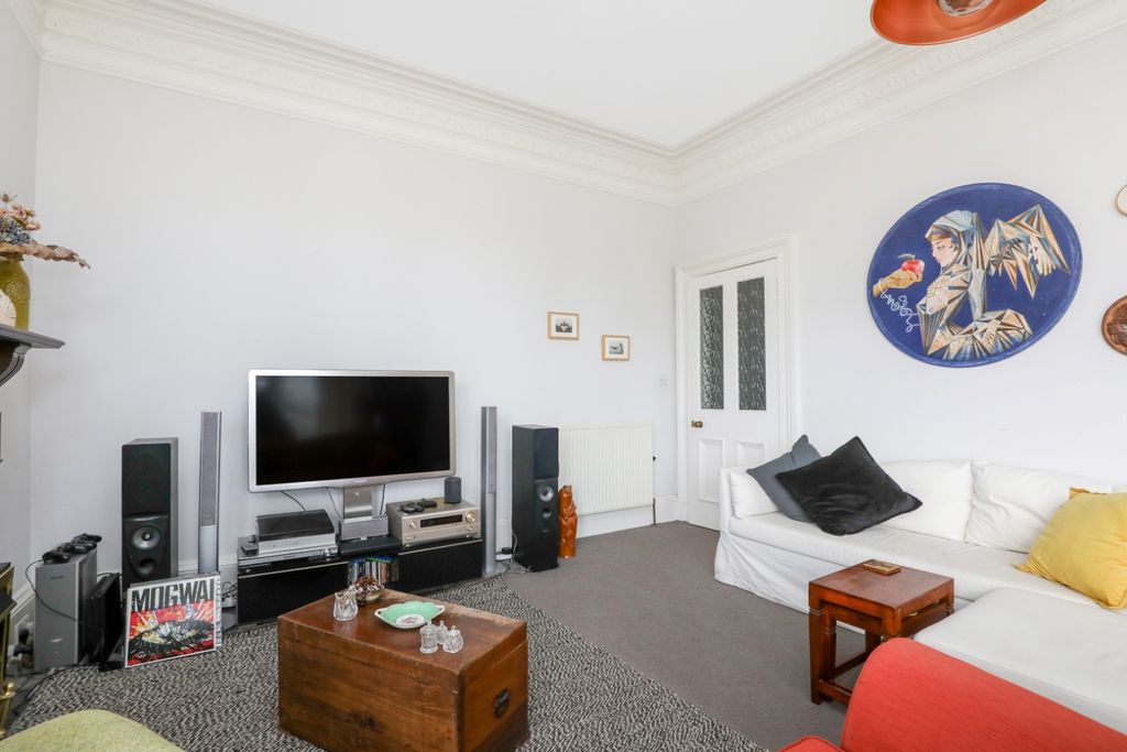 Additional image 5 of 4 bed flat for sale3 2F1 Merchiston Cresent, Merchiston, Edinburgh EH10