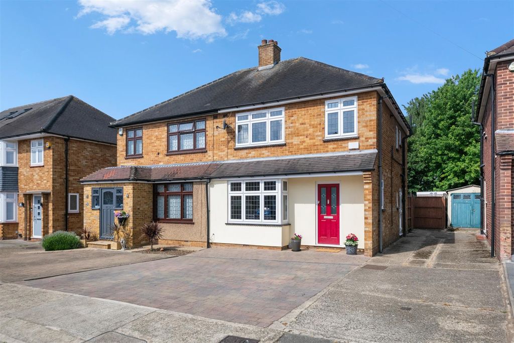 Property photo 1 of 15