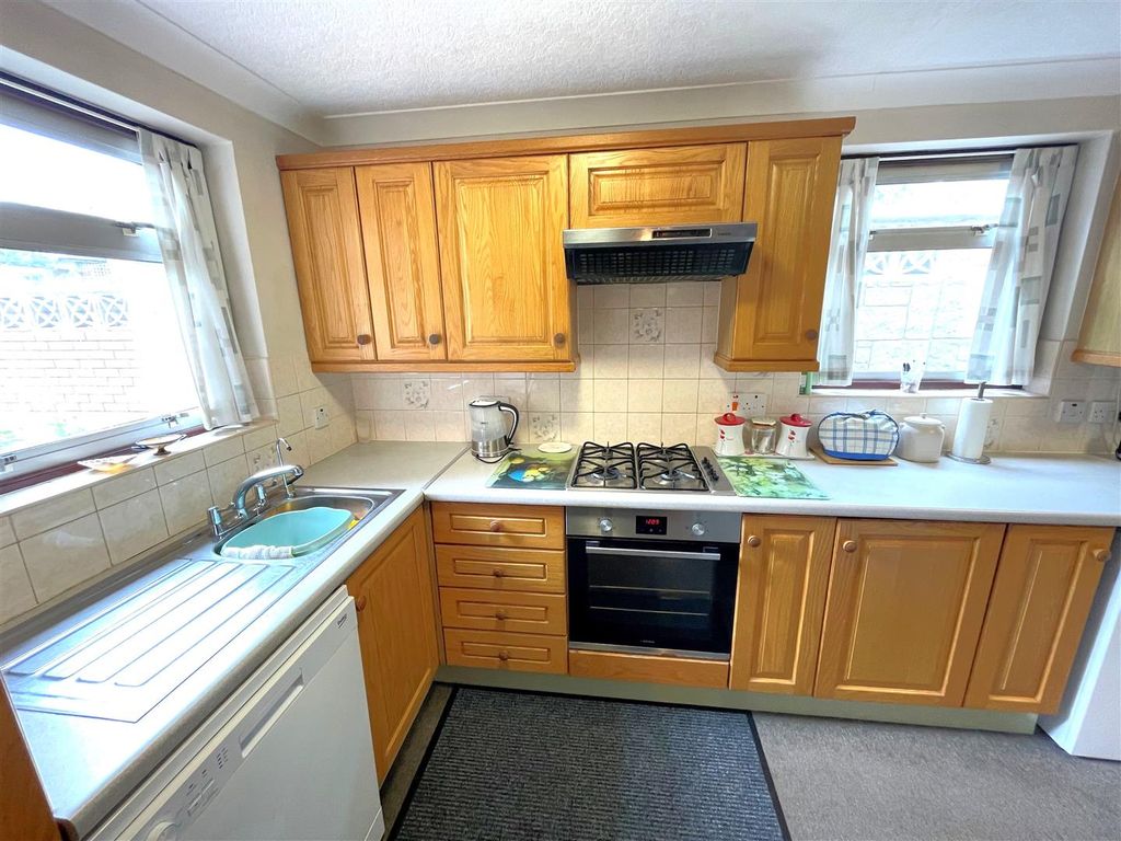 Property photo 3 of 20 13.Jpg