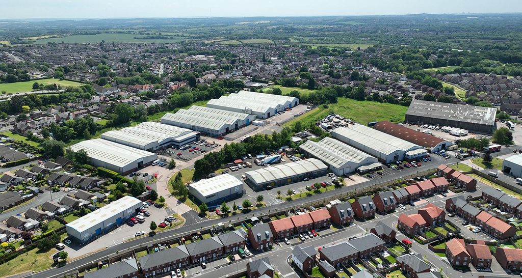 Property photo 3 of 4