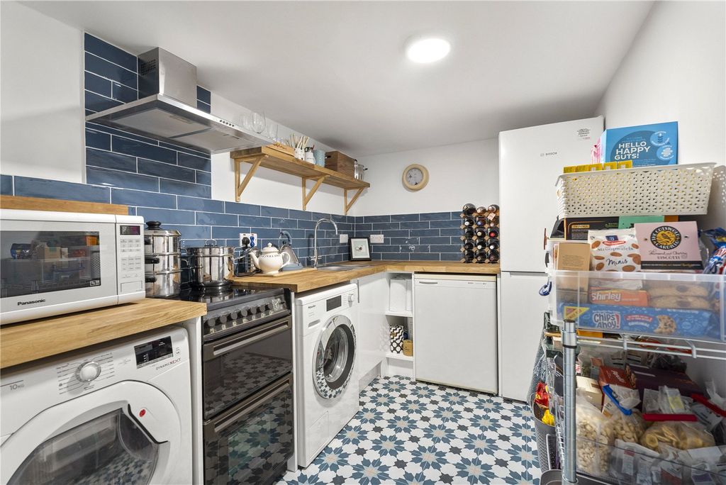 Additional image 26 of 6 bed semi-detached house for saleQueen's Crescent, Newington, Edinburgh, Midlothian EH9