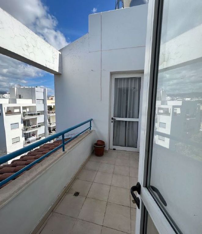Property photo 2 of 10 Veranda