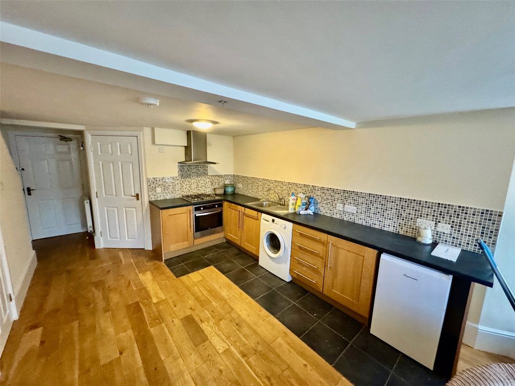 Property photo 2 of 6 Picture No. 02