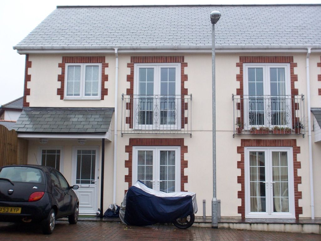 Property photo 1 of 5