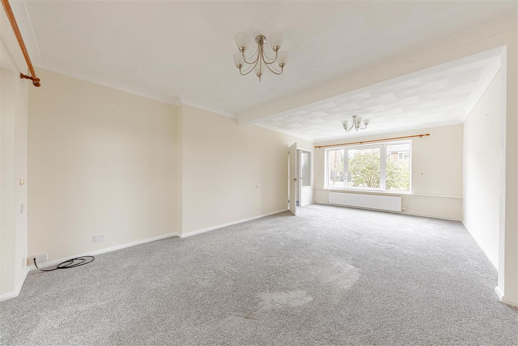Property photo 2 of 19 L J Imaging-12.Jpg