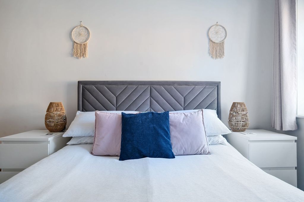 Additional image 11 of 2 bed flat for saleCarter Court, Hook RG27
