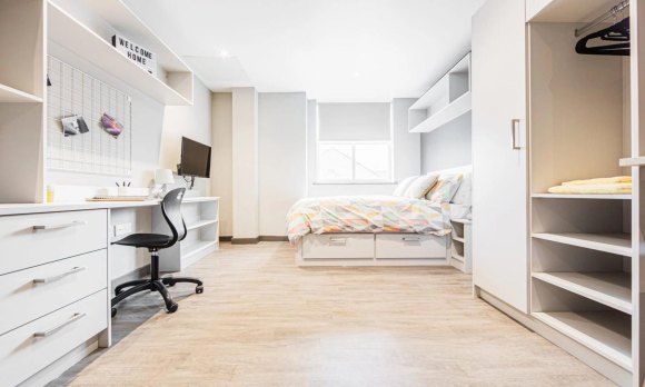 Property photo 2 of 19 8740225.Jpg