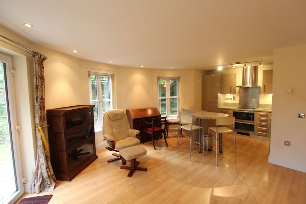 Property photo 3 of 13 Img_6231