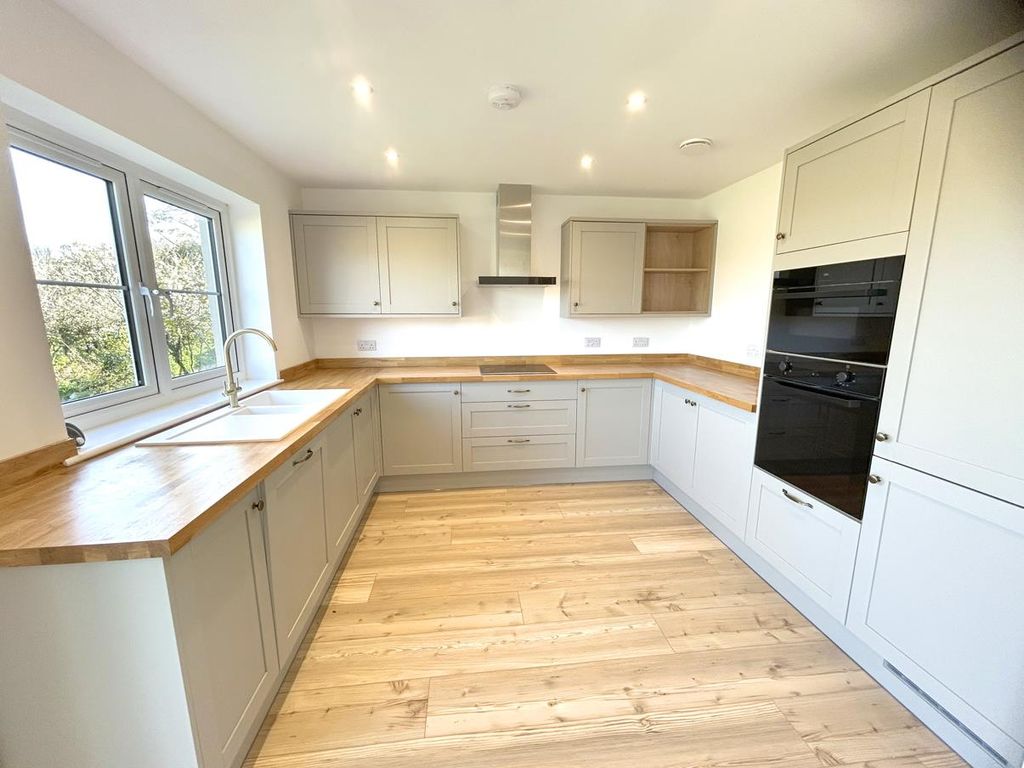 Property photo 3 of 31 Img_6019.Jpg