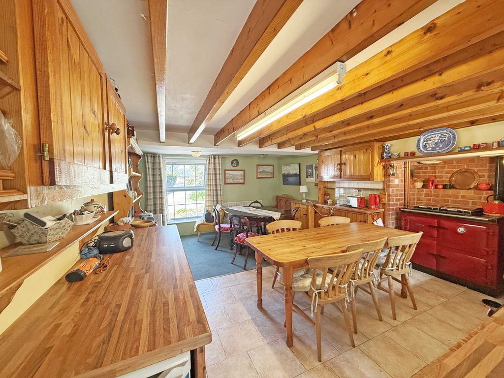 Property photo 2 of 11 Photo 2
