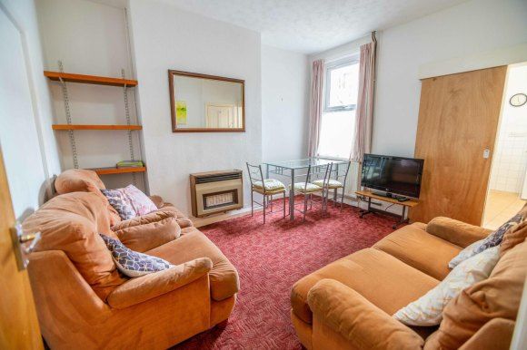 Property photo 3 of 4 5-Siward-Street-York-Yo10-3Lw-Photo-9.Jpg
