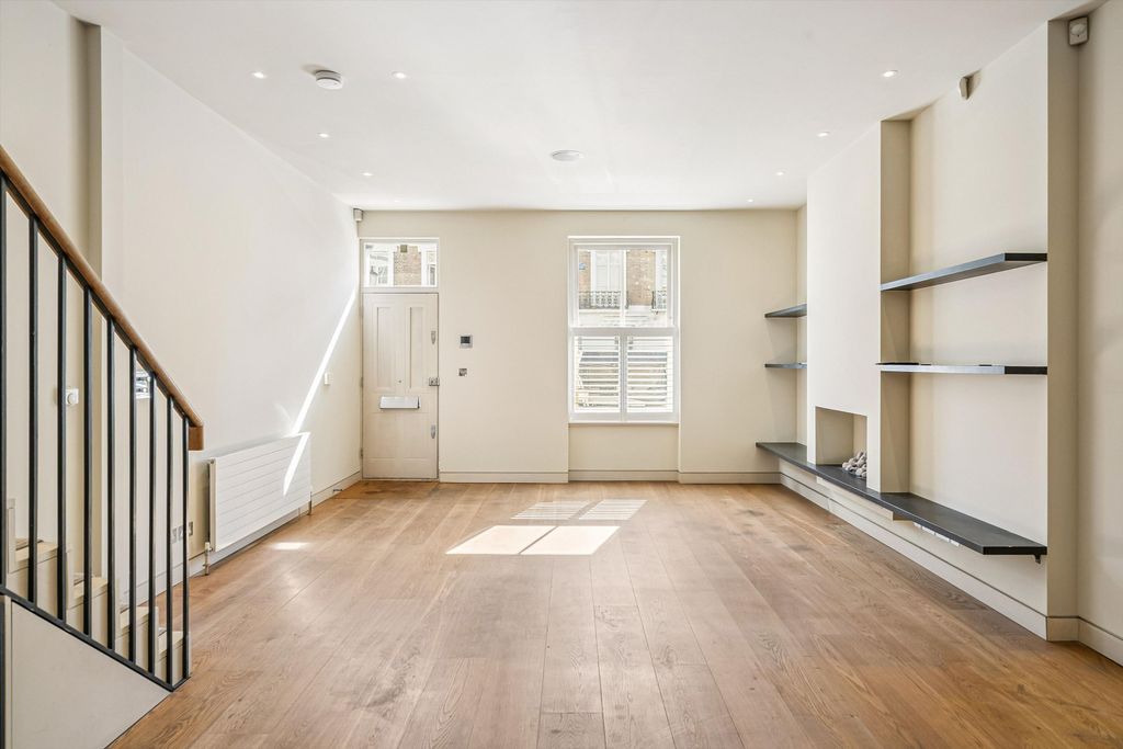 Property photo 3 of 24 Image